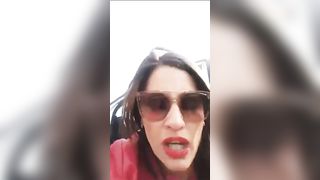 Ora mi infilo sta mazza in culo ! Hai capito ?