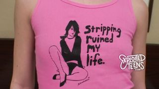 Pompa da studentessa con un bel clitoride