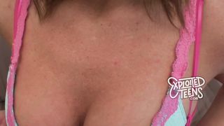 Super carina di 19 anni protagonista di questo video POV