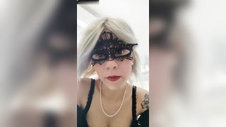 In diretta con la troia Mistress