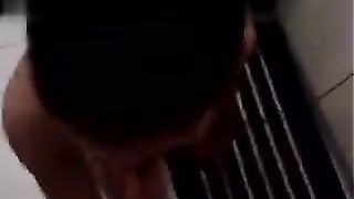 Segretaria porca mi succhia l'uccello