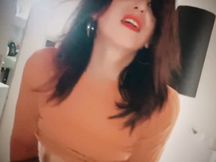 Più la trattengo più godo....la pipi