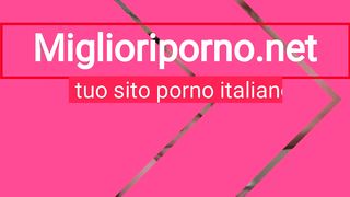 Più la trattengo più godo....la pipi