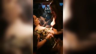 Italiane lesbiche fanno arrapare gli amici