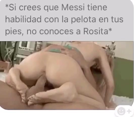 La Rosita gli cavalca il cazzo...