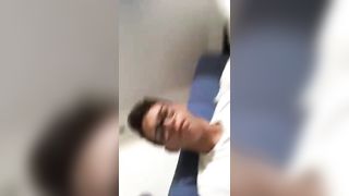 Carmela succhia il cazzo al suo fidanzato