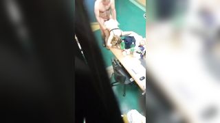 Beccati a scopare da uno studente