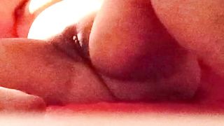 Un po' di vibratore e un po' di lei