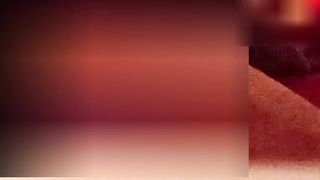 Un po' di vibratore e un po' di lei