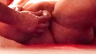 Un po' di vibratore e un po' di lei