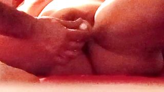 Un po' di vibratore e un po' di lei