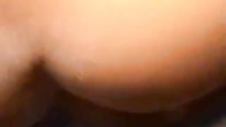 Sesso in auto con bionda puttana matura