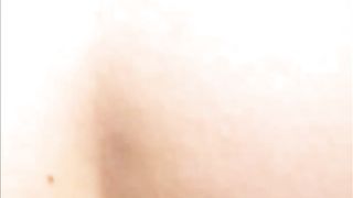 Una sveltina all'aperto per la milfona