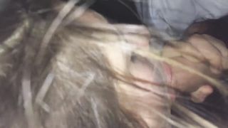 Ingoia lo sperma ma le fa schifo !