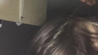 Ingoia lo sperma ma le fa schifo !