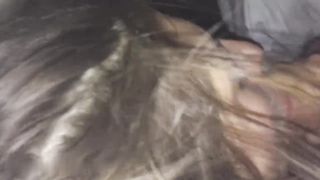 Ingoia lo sperma ma le fa schifo !