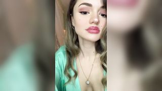 Anteprima del video: Biondina zoccola da Intsagram