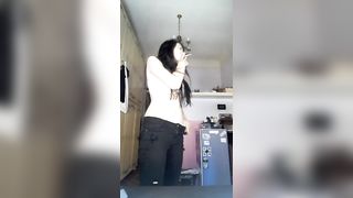 Ragazza italiana tettona in webcam