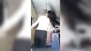 Ragazza italiana tettona in webcam