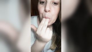 Anteprima del video: IN CAM con la puttana tettona italiana !