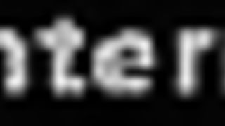 Bella ragazza nera trombata sul divano viola