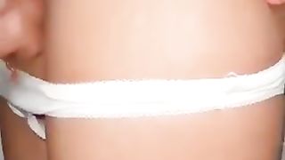 Massaggio col cazzo la fica di Monika