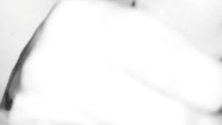 Sono una puttana e voglio che mi vieni in bocca