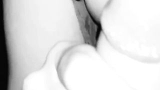 Sono una puttana e voglio che mi vieni in bocca