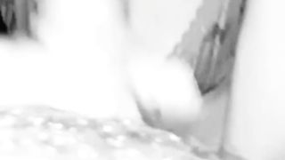 Sono una puttana e voglio che mi vieni in bocca