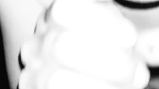 Sono una puttana e voglio che mi vieni in bocca