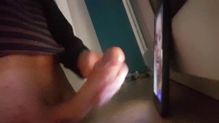 Anteprima del video: Sborro la faccia di una mia amica nera