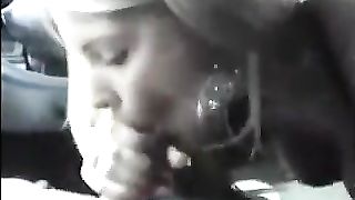 Bella puttanella biondina pompa