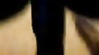 Mia moglie si scopa da sola