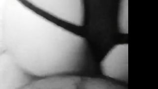 E' duro il cazzo nella tua figa? Si è duro e scopami