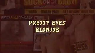 Bionda succhia guardando in alto