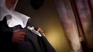 Lo guarisce con la bocca, il culo e la figa