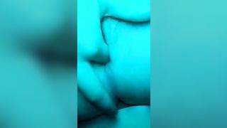 Anteprima del video: Ragazza si tocca in maniera molto sensuale