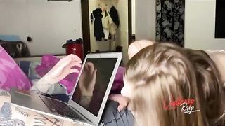 Un favoloso pompino ad un cazzo medio piccolo