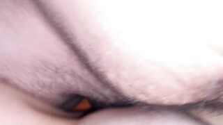 Scopo lei mentre il suo lui ci guarda e filma