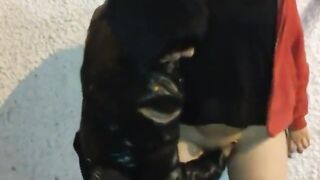 Ditalino e leccata di fica per due lesbiche