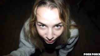 Anteprima del video: Pompino al parco