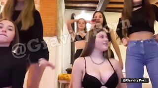 LICEALI fanno le ZOCCOLE al sabato sera