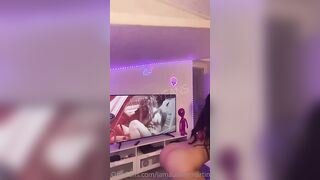 Audrey Martin fa la cagna per voi