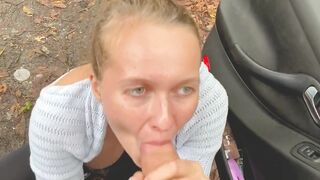 Troia ucraina pompa un cazzone italiano in macchina