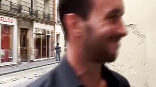 Bella biondina francese inculata