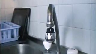 La porcona matura e l'idraulico