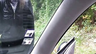 Pompino amatoriale da una bionda