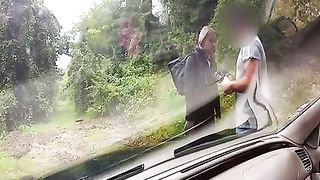 Pompino amatoriale da una bionda