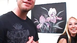 Moglie calda scopata di fronte al marito