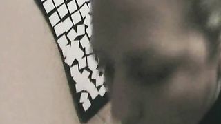 Casalinga italiana scopata in cucina